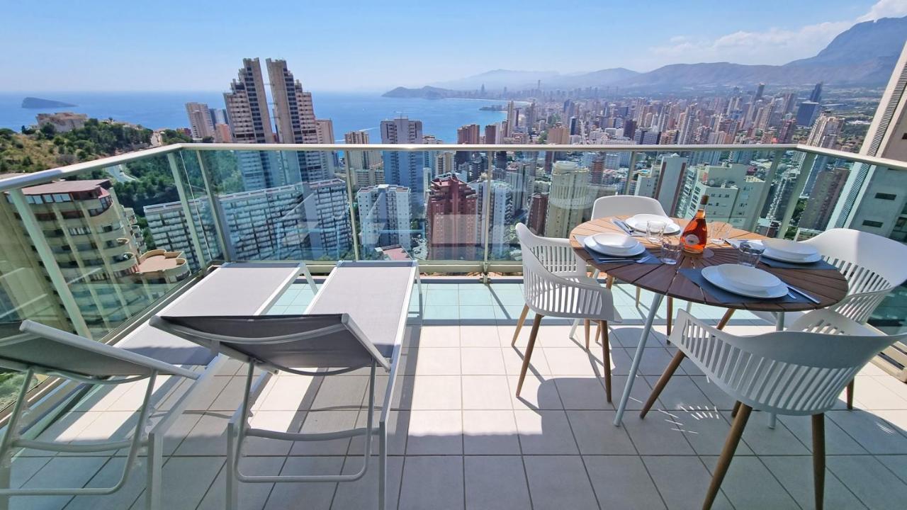 Apartamento con terraza privada y vistas al mar Benidorm Exterior foto